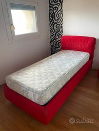 Letto singolo rosso