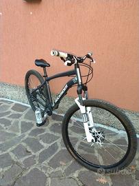 rockrider st120 
