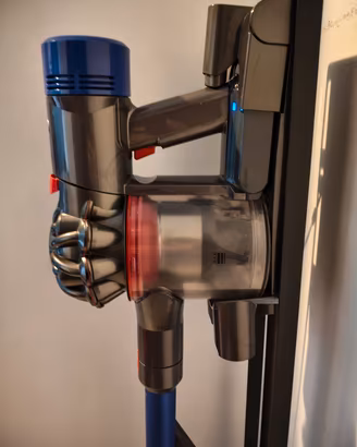 Dyson v7 fluffy