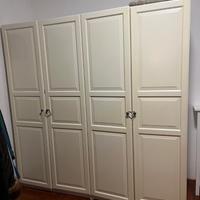 Armadio Ikea in legno bianco