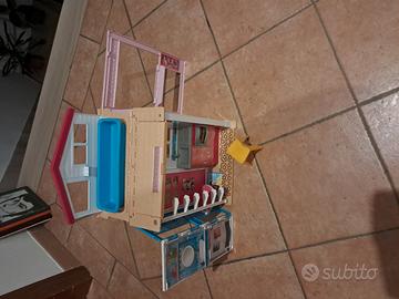 casa di barbie portatile