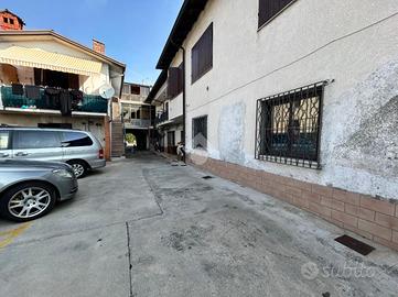 3 LOCALI A SAN PAOLO D'ARGON