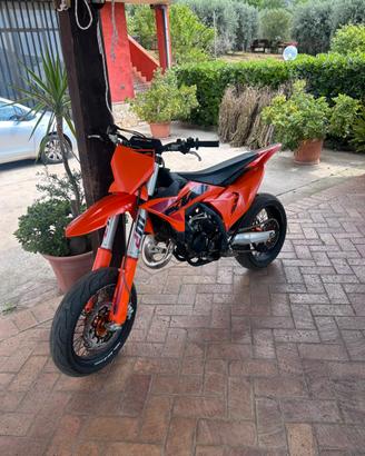 Ktm sx 125 2025 con triplica omologazione da VM