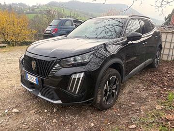 Peugeot 2008 Hybrid GT-LINE 2025 INCIDENTATA