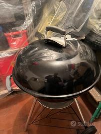 Barbecue Weber compact kettle 57 cm a carbonella