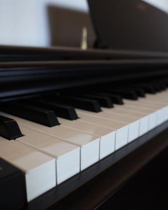 Pianoforte  YAMAHA YDP 145 R