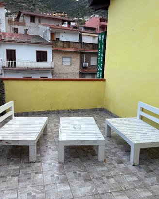 Buggerru, struttura ricettiva completamente Ristru