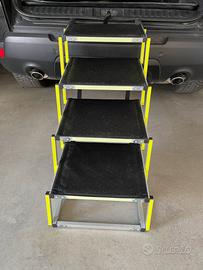 Scala pieghevole per cani