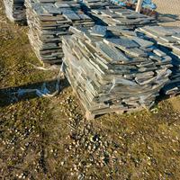 Piastrelle in pietra mai posate