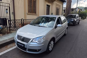 Volkswagen Polo 1.9/101CV TDI 5p. Sportline