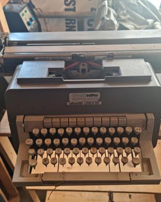 Olivetti Samu linea 98 macchina da scrivere