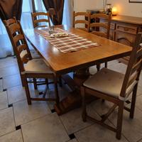 Tavolo sedie + mobile