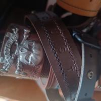 cinturini bracciali in cuoio.