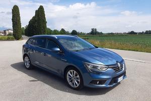 Renault Megane Station Wagon 1.5 dci Intens Unipro