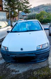 FIAT PUNTO 2000 ( 1000 € trattabili)