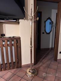 Appendiabiti girevole di ottone