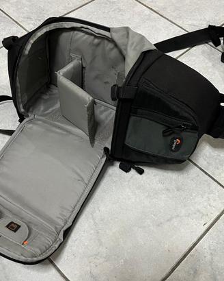 Zaino fotografico monospalla Lowepro SlingShot 102