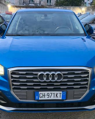 Audi Q2 30 TDI S line Edition