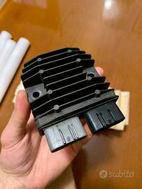 Regolatore di tensione