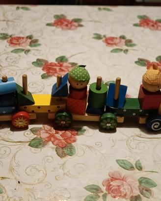 Trenino in legno