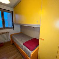 Cameretta a ponte con cabina armadio