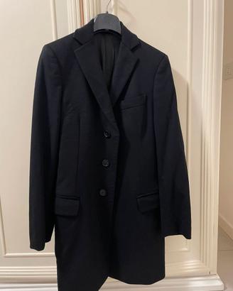 Cappotto nero elegante uomo Tardia
