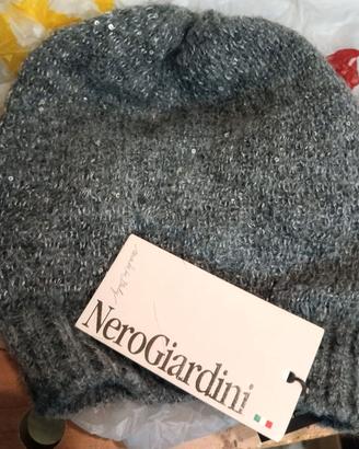 Berretto NeroGiardini Grigio con Paillettes Nuovo