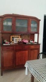 Antica credenza primi del 900