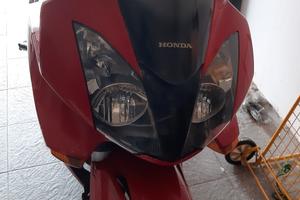 Honda vfr 800 vtec 2002