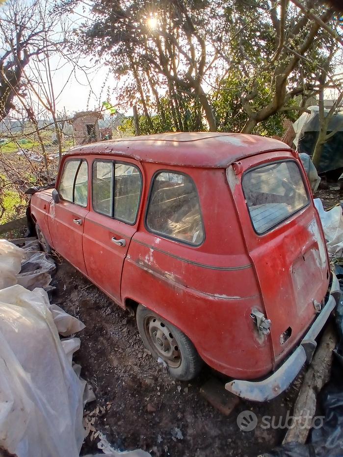 RENAULT 4