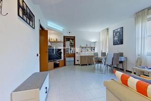 QUADRILOCALE CON BALCONI E BOX!!!