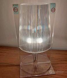 coppia lampade da comodino kartell  