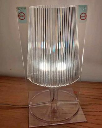 coppia lampade da comodino kartell  