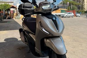 BEVERLY 300 HPE
