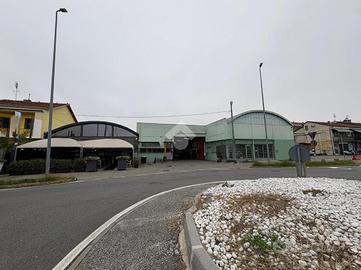 NEGOZIO A BORGARO TORINESE