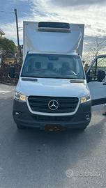 MERCEDES SPRINTER FRIGO- 117040KM   € 40000