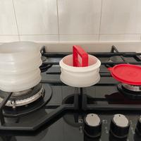 TUPPERWARE Hamburger Maker bianco rosso