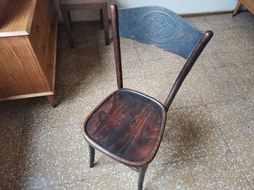 Sedia di modernariato in legno intarsiato