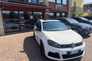 Volkswagen Golf 2.0 TSI 4mot. 5p. R