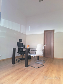 Ufficio giornaliero su strada