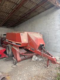 Pressa quadra Hesston 4600