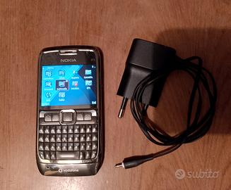 Nokia E71 