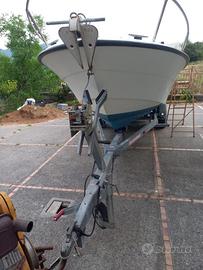 Fiart Valiant con motore 115 cv e carrello