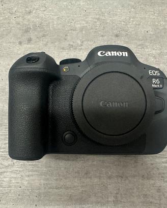 CANON EOS R6 MARK II BODY nuova 317 scatti