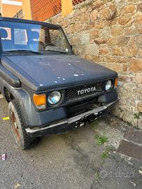 Toyota Land cruiser lj 70