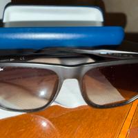 Occhiali da sole Lacoste