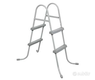 Scaletta piscina fuori terra usata