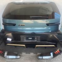 BMW XM Posteriore Completo