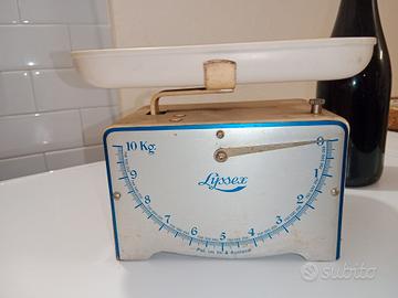 Bilancia meccanica da cucina Lyssex con una capaci