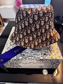 Cappello pescatore Dior